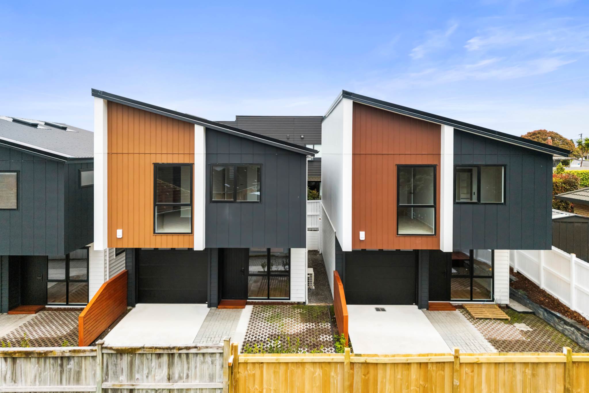 Te Atatu Peninsula 3 Bedroom Step Into a New Era of Modern Living!
