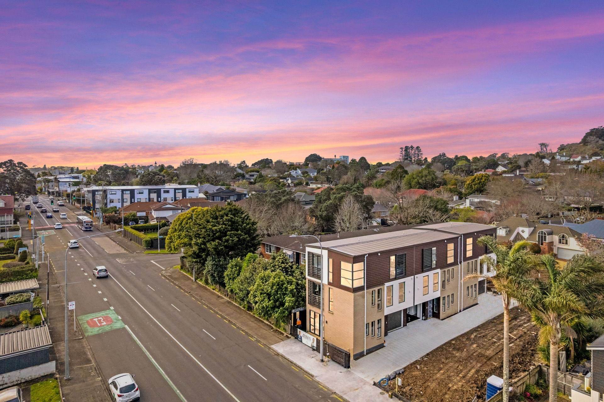Epsom 4chambre Luxury Freehold Living in Double Grammar Zone