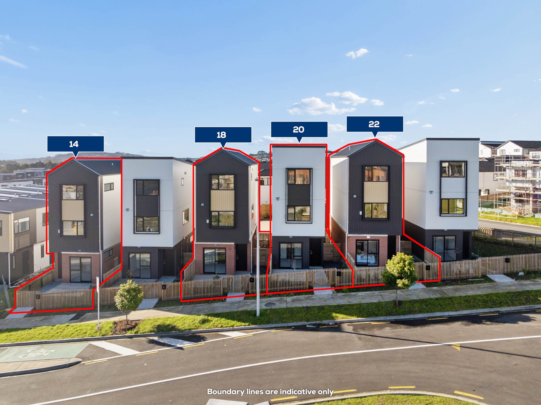 Flat Bush 3Moenga Modern - Freehold - Standalone - Living - Location