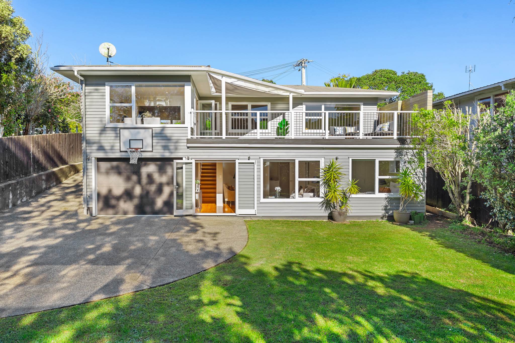 Northcote 4 Bedroom Family Living with Nature at Your Doorstep