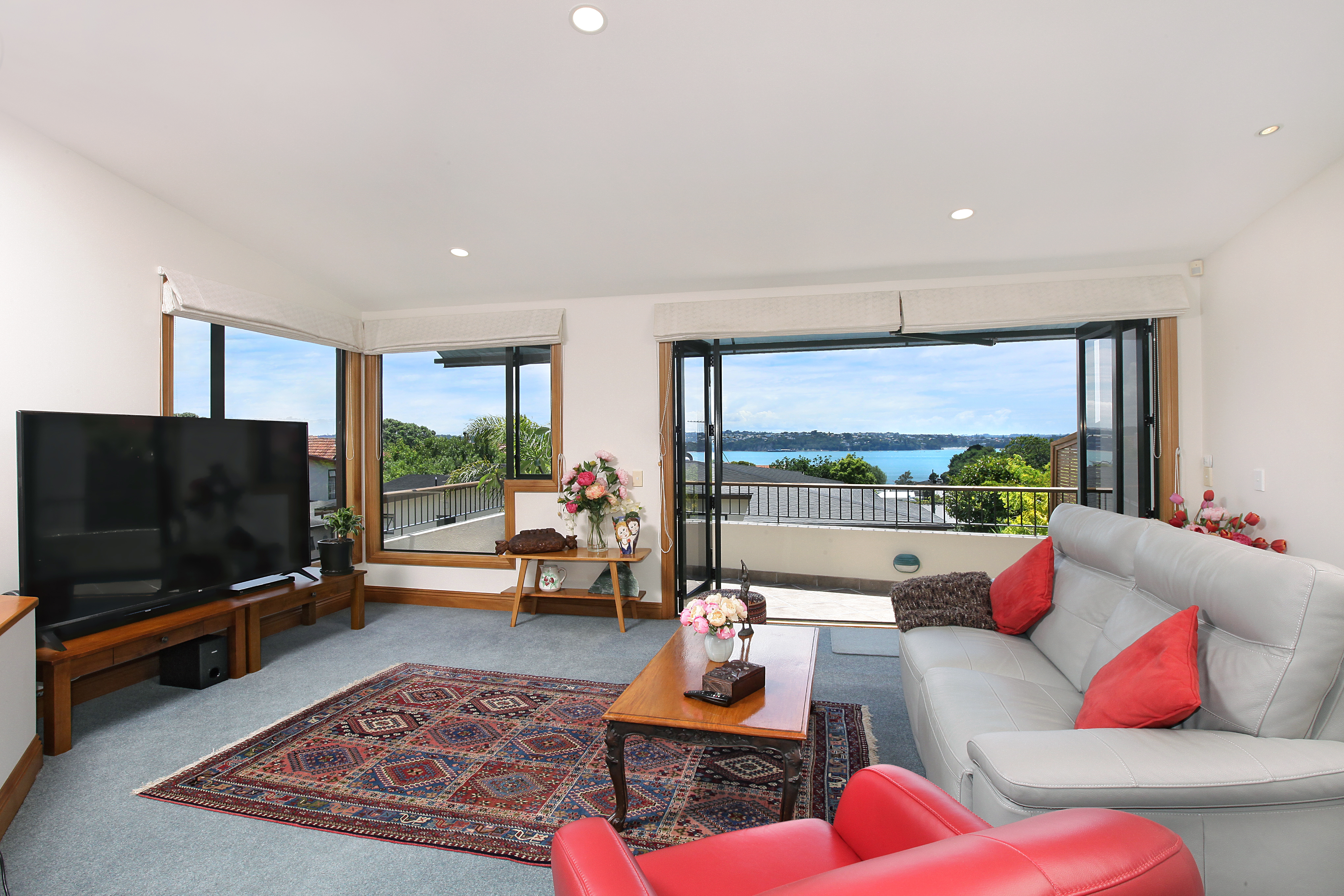 Herne Bay, HIGH, LIGHT &amp; HANDSOME, Property ID: 804917 | Barfoot & Thompson