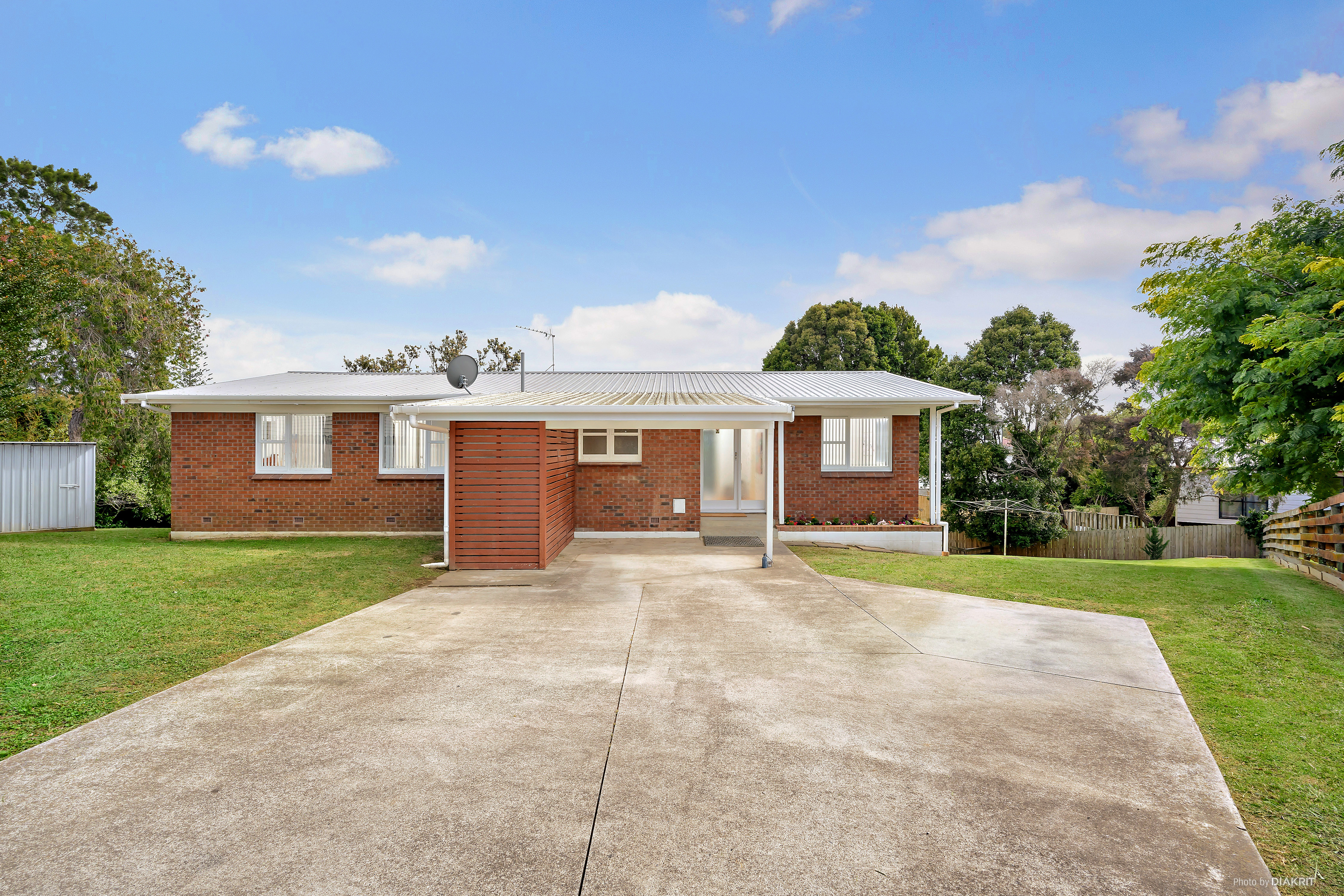 Pakuranga Heights, DEVELOP OR LAND BANK, Property ID: 803200 | Barfoot & Thompson