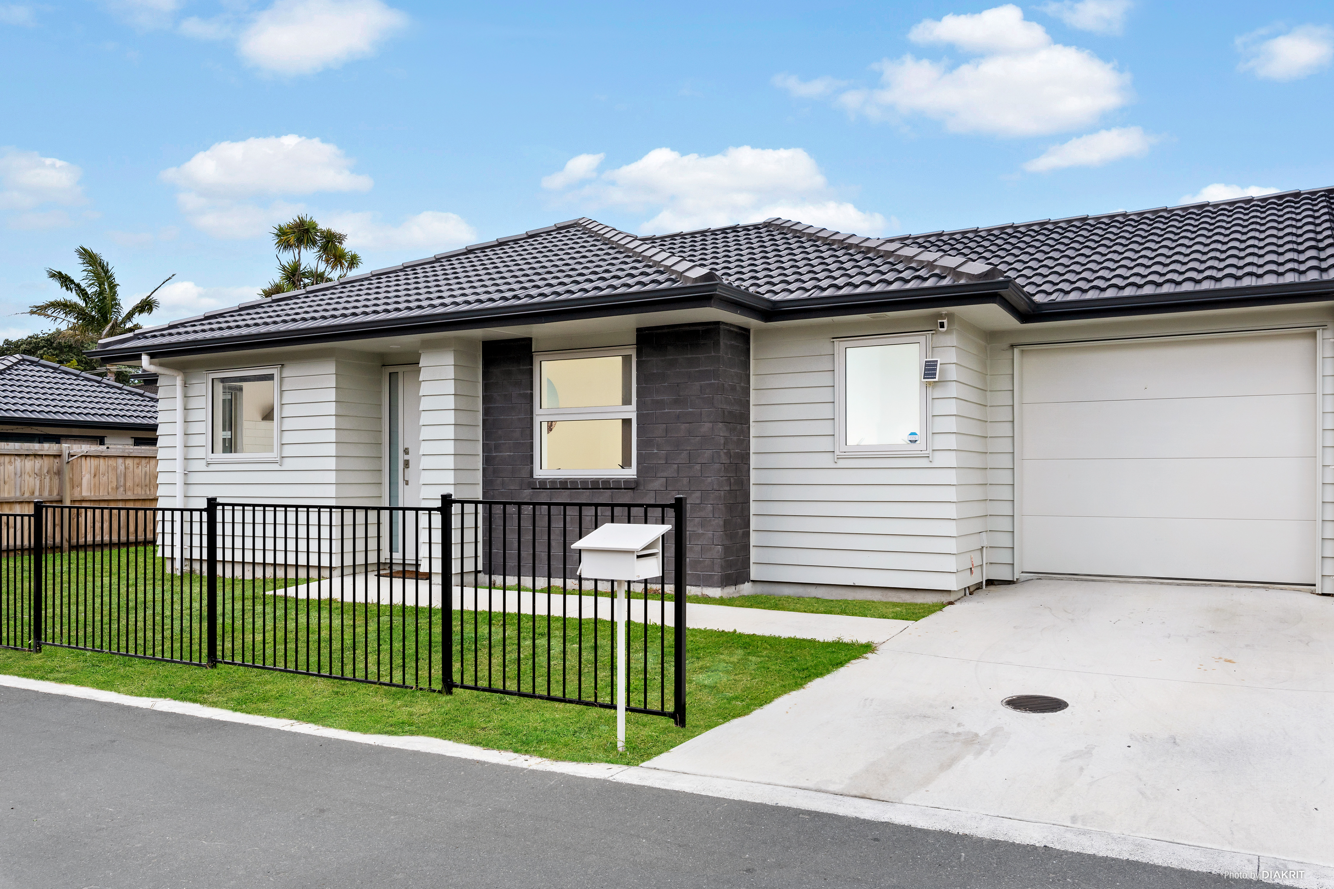 Manukau, CONVENIENT  CENTRAL MANUKAU LIVING for home buyers or rental, Property ID: 804274 | Barfoot & Thompson