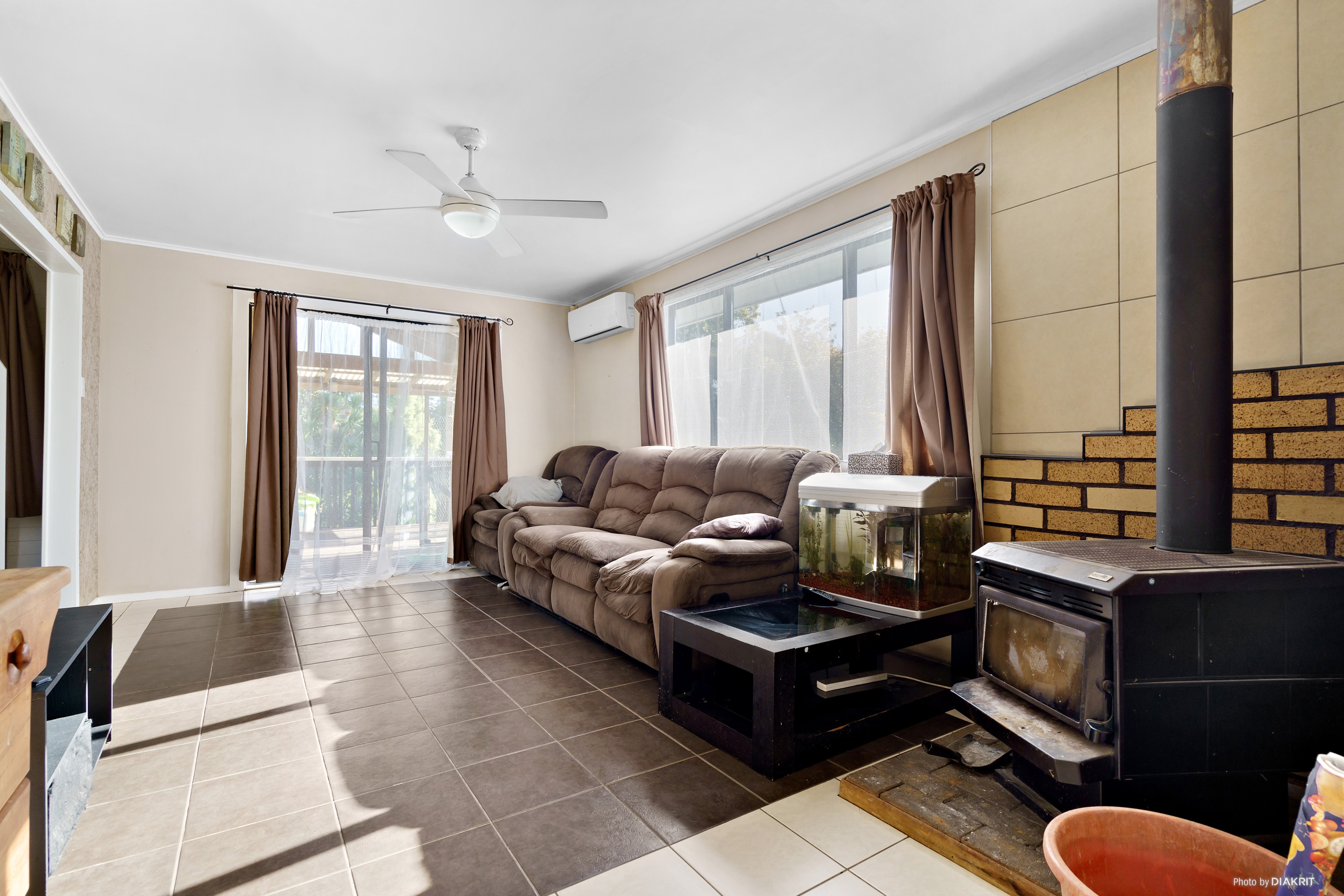 Henderson, Freehold 898m2-Fantastic family living with development po, Property ID: 789995 | Barfoot & Thompson