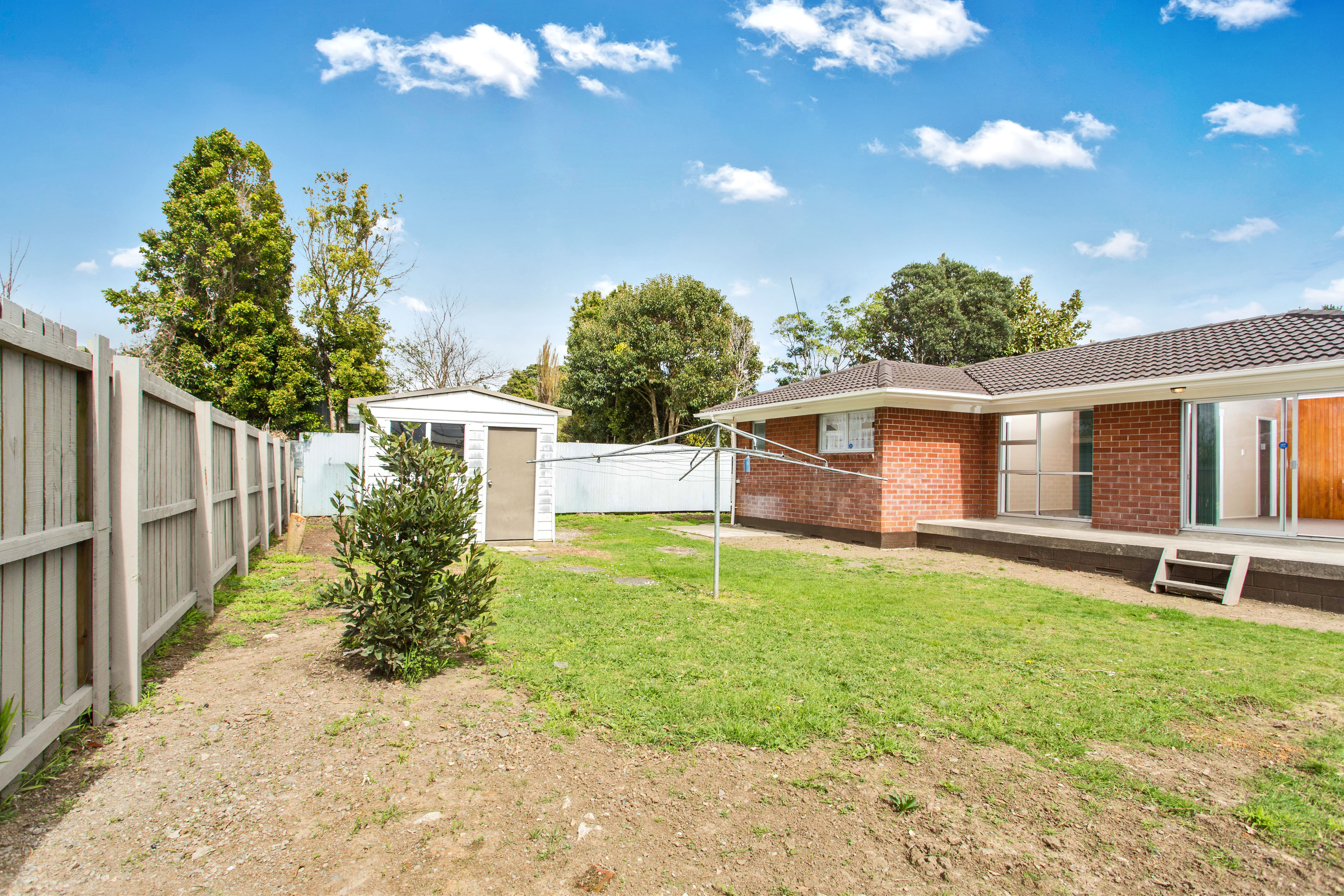 Manurewa, Vendors simply want it sold., Property ID: 804731 | Barfoot & Thompson