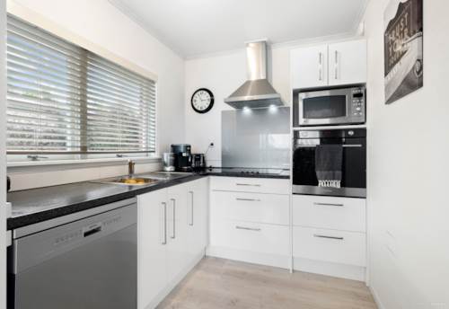 6/1 Hythe Terrace, Mairangi Bay