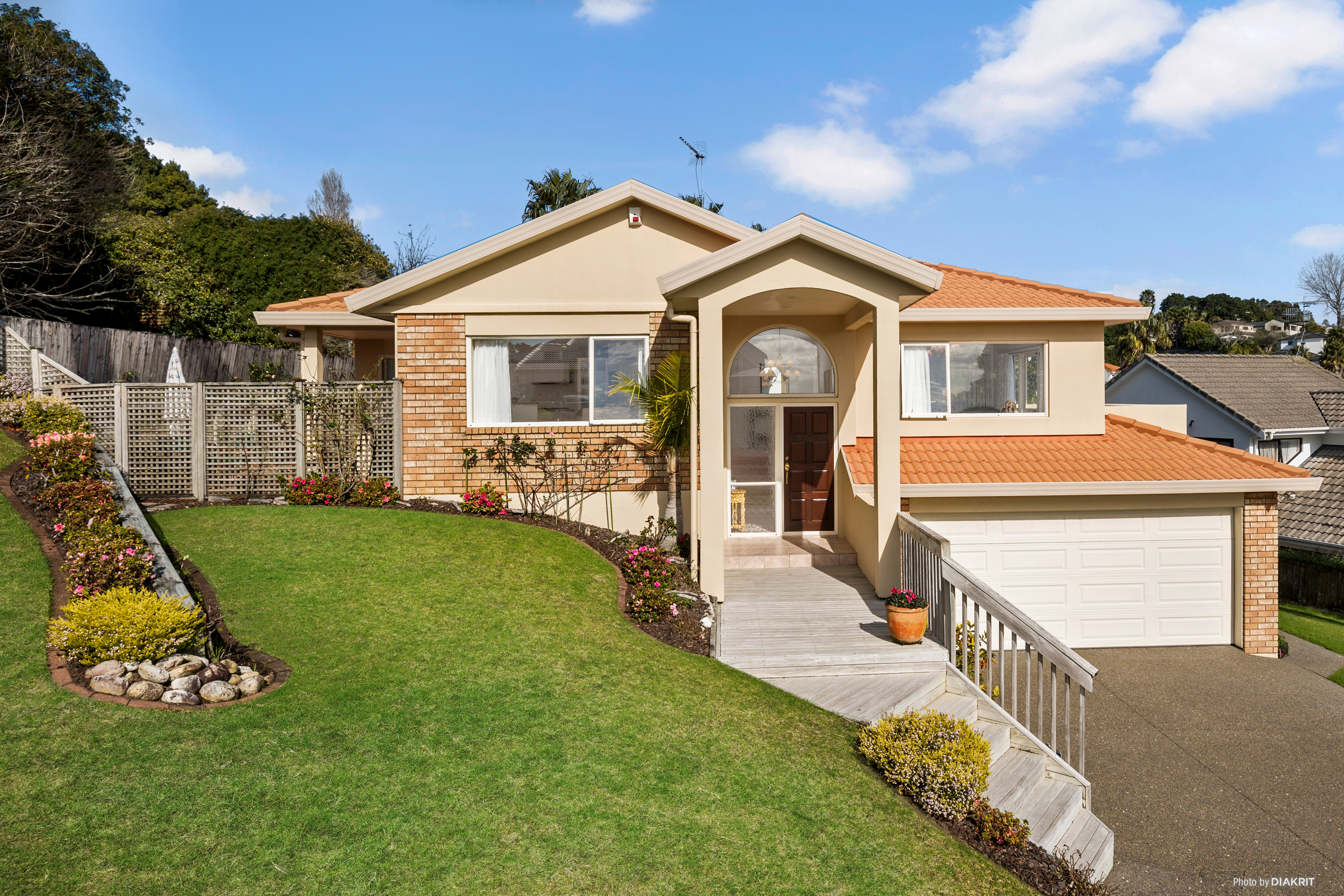 2 Tenbless Court, Unsworth Heights