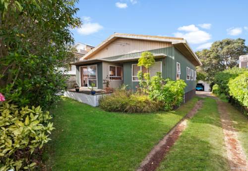 Westmere, A GOLDEN OPPORTUNITY ON 619M2!, Property ID: 827895 | Barfoot & Thompson