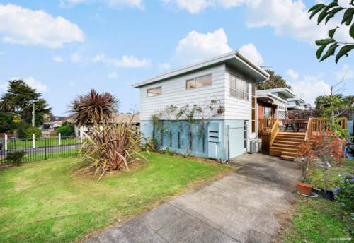 Sold 1 43 Wallace Road Papatoetoe Jul 2022 Barfoot Thompson Sold 1 43 Wallace Road Papatoetoe Jul 2022 Barfoot Thompson