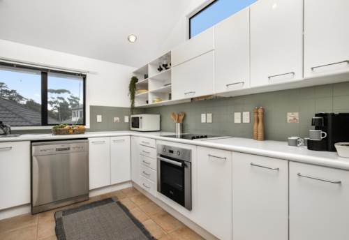 St Johns Park, STUNNING THREE BEDROOM HOME IN ST JOHNS PARK, Property ID: 58003255 | Barfoot & Thompson