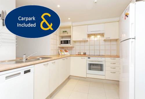 City Centre, FIVE BEDROOM APARTMENT WITH CARPARK, Property ID: 39001996 | Barfoot & Thompson