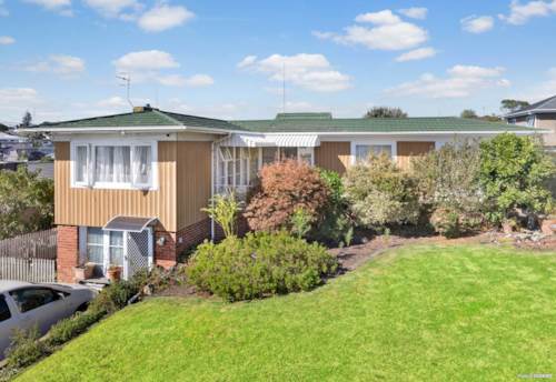 Mt Roskill, Pet Friendly House, Property ID: 50006068 | Barfoot & Thompson