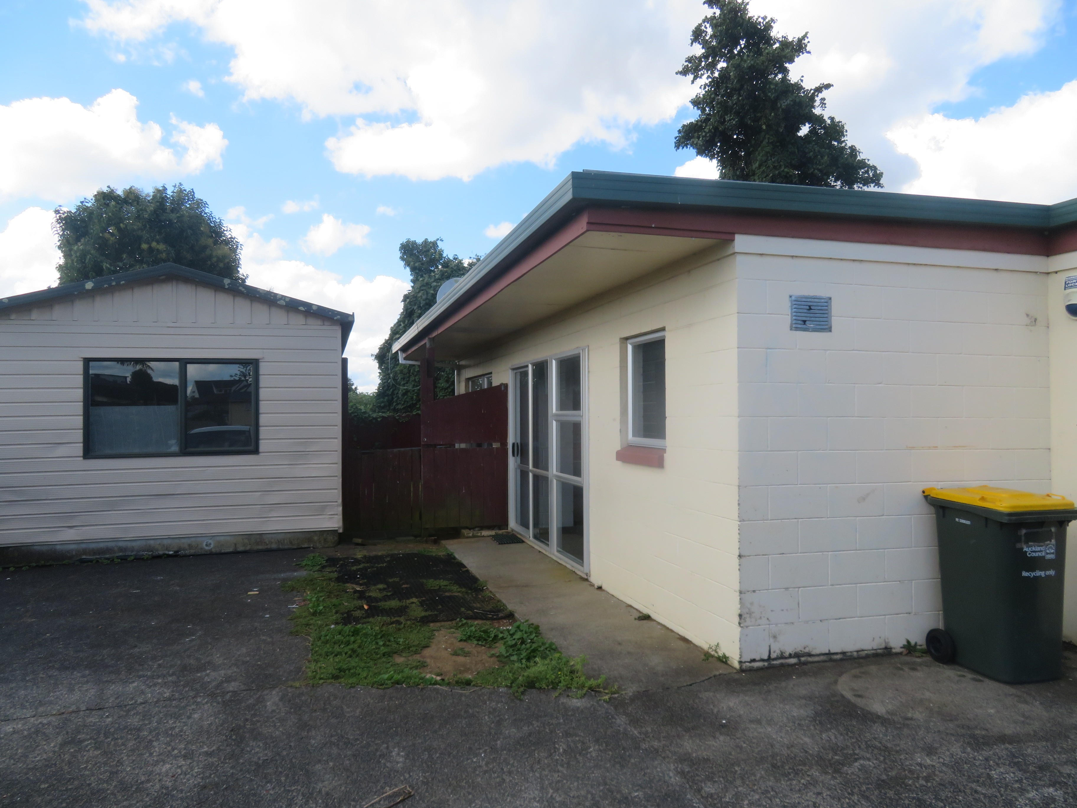 Pet-Friendly Plus Separate Rumpus! 3