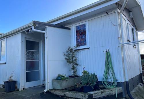 Pukekohe, Country Feel In Cape Hill, Property ID: 46004523 | Barfoot & Thompson