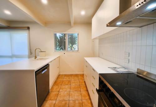 Belmont, 2-Bedroom End Unit with Private Fenced Garden, Property ID: 13001887 | Barfoot & Thompson