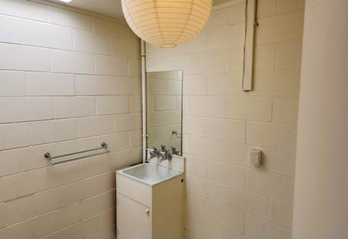 Belmont, 2-Bedroom End Unit with Private Fenced Garden, Property ID: 13001887 | Barfoot & Thompson