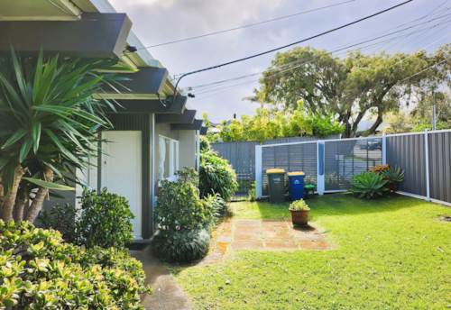 Belmont, 2-Bedroom End Unit with Private Fenced Garden, Property ID: 13001887 | Barfoot & Thompson