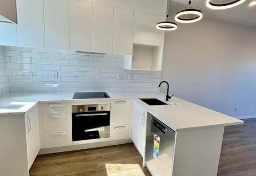 Flat Bush, Newly 2 bedrooms plus 1 study room Townhouse, Property ID: 11014326 | Barfoot & Thompson