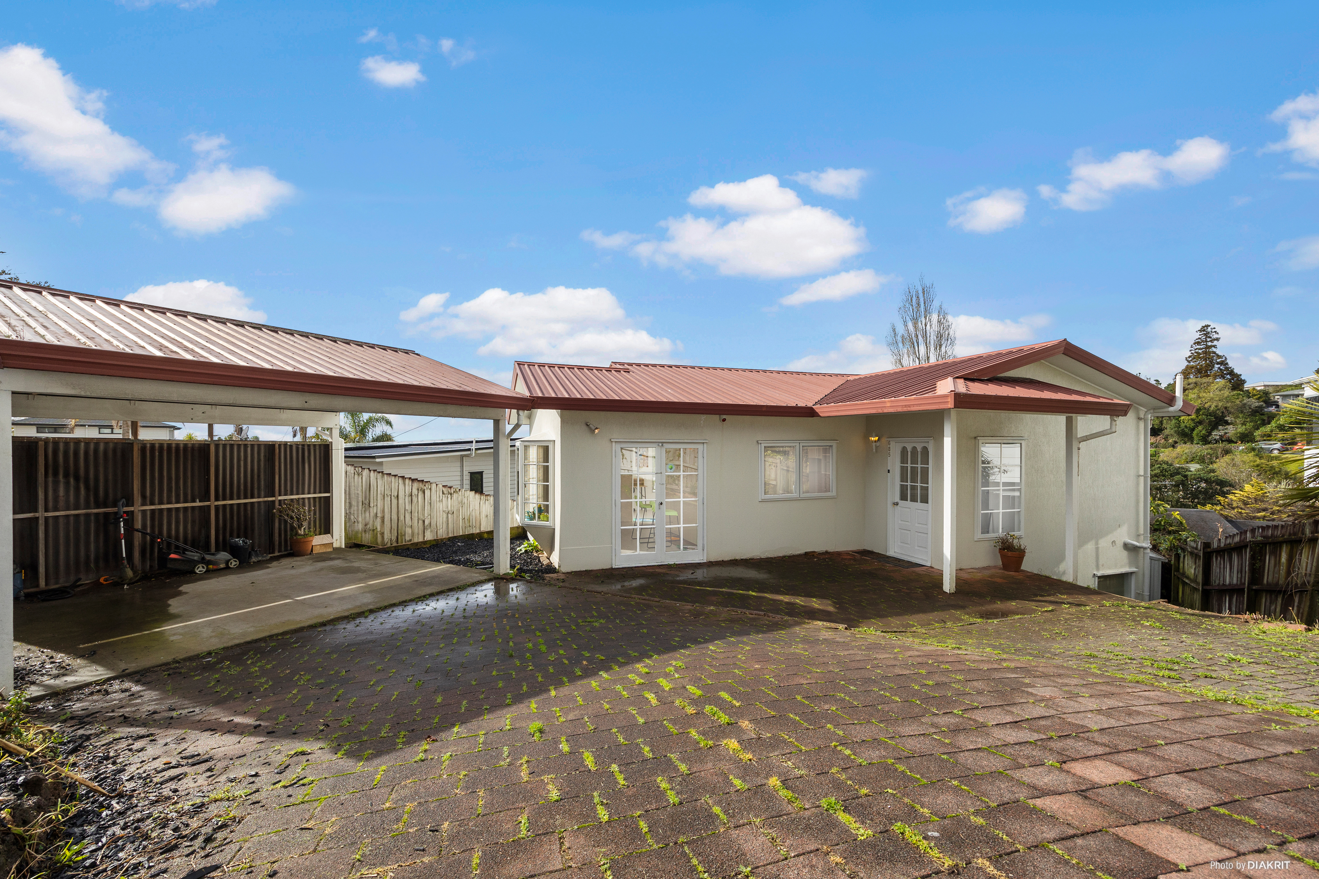 Sold 685 Beach Road, Rothesay Bay Aug 2024 | Barfoot & Thompson
