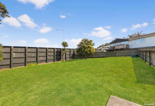 West Harbour, Sought-after Location, Rare 405m² Vacant Land, Property ID: 916333 | Barfoot & Thompson