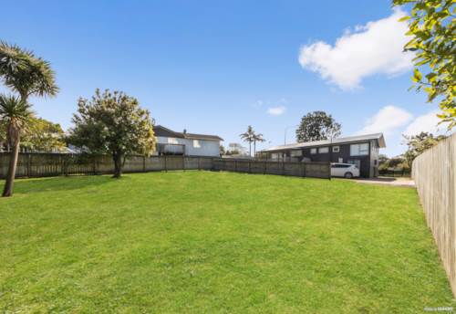 West Harbour, Sought-after Location, Rare 405m² Vacant Land, Property ID: 916333 | Barfoot & Thompson