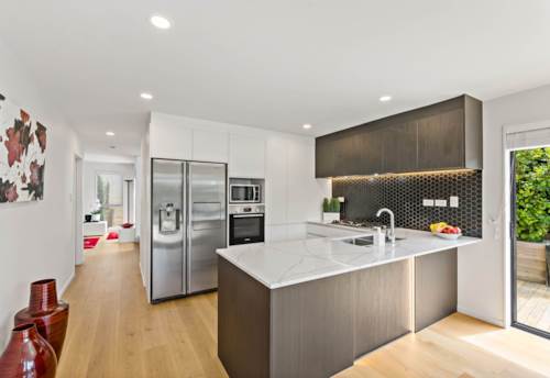 St Johns, Better than New!, Property ID: 901249 | Barfoot & Thompson