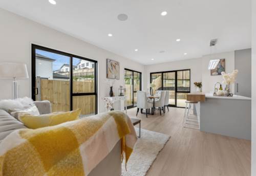 Flat Bush, Luxurious Living in the Heart of Flat Bush!, Property ID: 903048 | Barfoot & Thompson