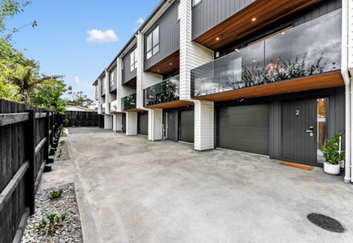 Glen Innes, Brand New Luxury Townhouses on Sloane!!, Property ID: 904457 | Barfoot & Thompson