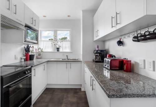 Glen Innes, Price Reduced To Sell Under $1m!!, Property ID: 905337 | Barfoot & Thompson