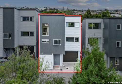 Totara Vale, Best Value on the Market- Move Fast!, Property ID: 907721 | Barfoot & Thompson