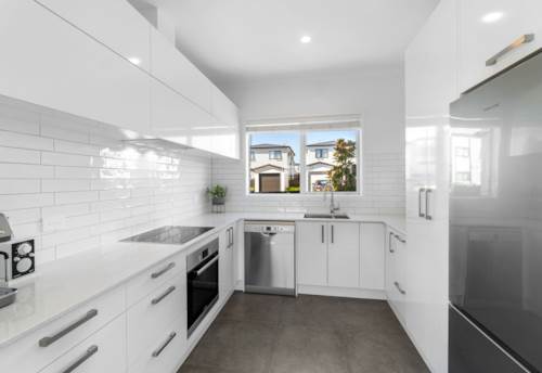 Glen Innes, Priced To Sell Under $800k!!, Property ID: 907772 | Barfoot & Thompson