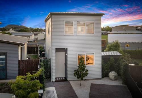 Glen Innes, Priced To Sell Under $800k!!, Property ID: 907772 | Barfoot & Thompson