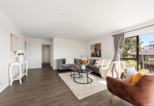 Blockhouse Bay, The Urgent Sale! Bring your offer today!, Property ID: 908995 | Barfoot & Thompson