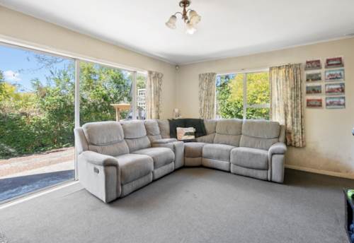 Henderson, High-Value Potential in Henderson!, Property ID: 908734 | Barfoot & Thompson