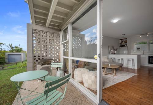 Devonport, NARROW NECK BEACH PAD, Property ID: 910563 | Barfoot & Thompson