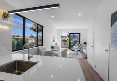 Glen Innes, Entry Level Bargain On Glendowie Border!, Property ID: 915078 | Barfoot & Thompson