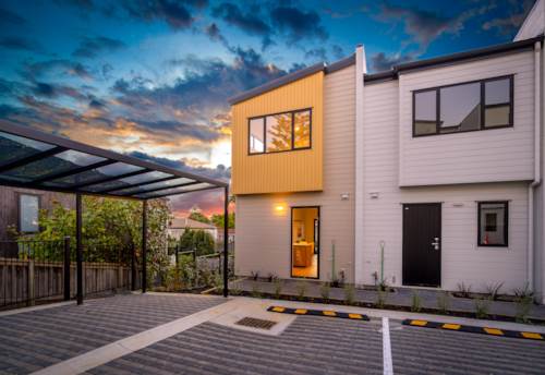 Glen Innes, Glendowie Border Selling Fast!!, Property ID: 910714 | Barfoot & Thompson