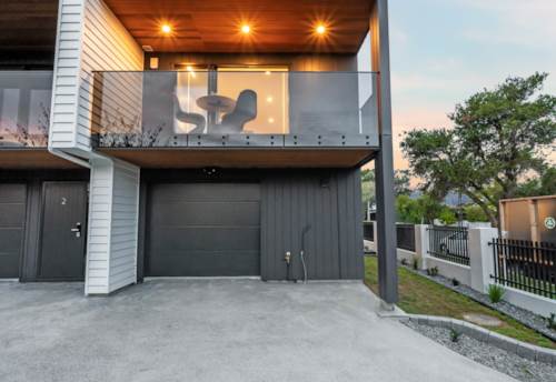 Glen Innes, Luxury Sells Fast On Sloane!, Property ID: 906050 | Barfoot & Thompson