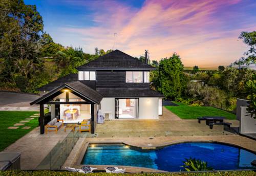 Whitford, Unrivalled Whitford Lifestyle , Property ID: 909790 | Barfoot & Thompson