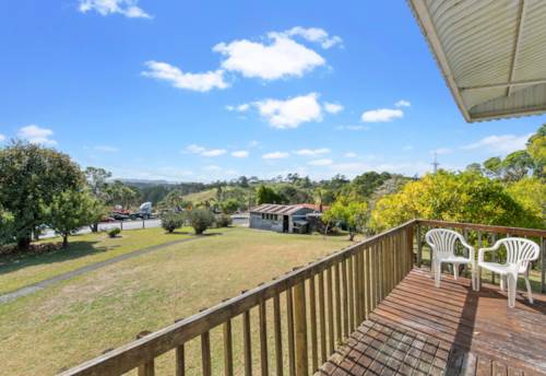 Silverdale, DECEASED ESTATE, Property ID: 911713 | Barfoot & Thompson