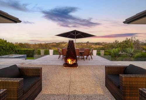 Wainui, BRICK BEAUTY- MOTIVATED VENDOR, Property ID: 908523 | Barfoot & Thompson