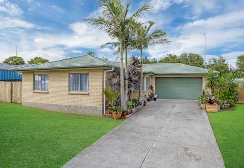 Flat Bush, Solid Brick & Tile Home , Property ID: 912001 | Barfoot & Thompson