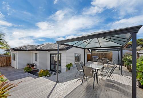 Flat Bush, CONVENIENT LOCATION BRICK HOME!, Property ID: 912126 | Barfoot & Thompson