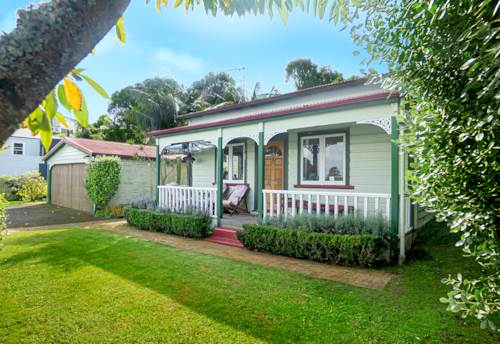 Onehunga, Affordable Full Site Charmer, Property ID: 912418 | Barfoot & Thompson