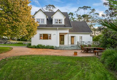 Waimauku, Endless Opportunities Await, Property ID: 912591 | Barfoot & Thompson