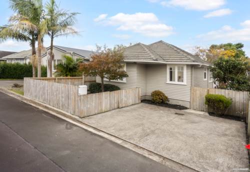 Ellerslie, PRICED TO SELL, BE QUICK!, Property ID: 912811 | Barfoot & Thompson