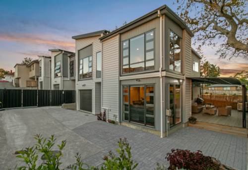 Glen Innes, Location is key!, Property ID: 913492 | Barfoot & Thompson