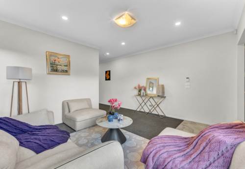 Flat Bush, Enquires over 1.5m, Property ID: 914040 | Barfoot & Thompson