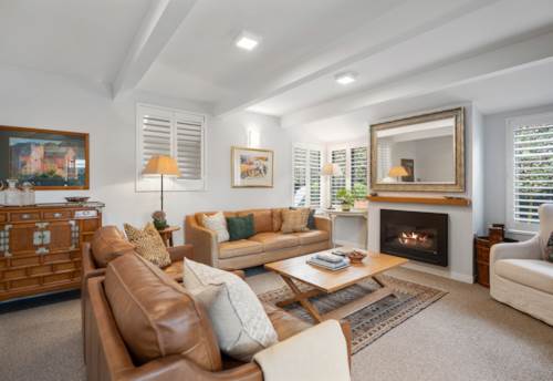Devonport, Elegantly Designed With Style & Character, Property ID: 904736 | Barfoot & Thompson