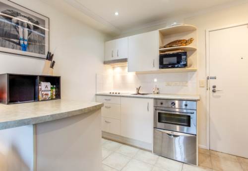 Manukau Central, Serious Seller Slices Price!, Property ID: 914752 | Barfoot & Thompson